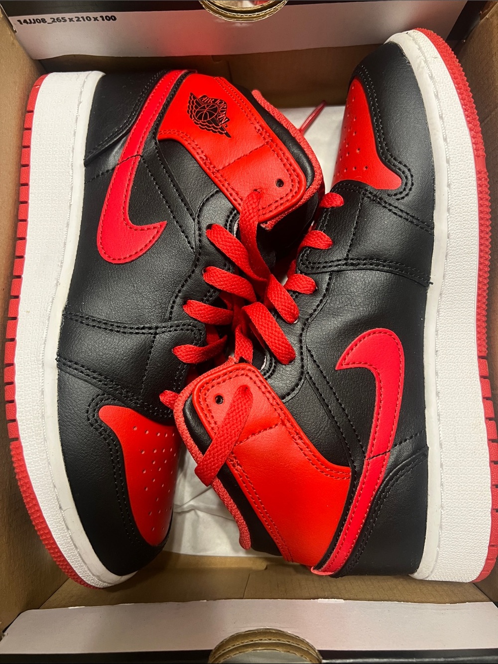 Kids High-Top Sneakers in Black and Red - Sporty Comfort